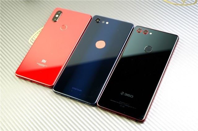 小米8 SE 坚果Pro2s和360N7 Pro哪个好 三款手机详细对比评测_手机评测_手机学院_本站