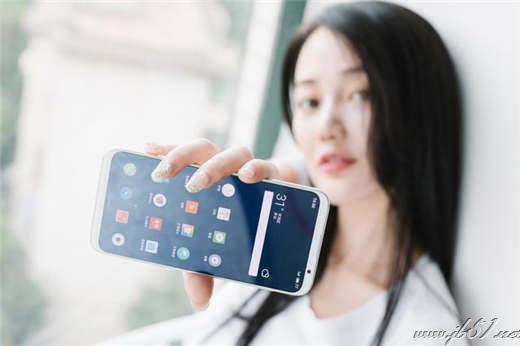 魅族16和小米8哪款更好?魅族16和小米8对比评测_手机评测_手机学院_本站