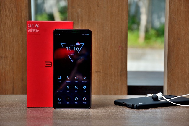 2019有哪些小屏手机 8款6英寸以下小屏全面屏手机推荐_手机知识_手机学院_本站