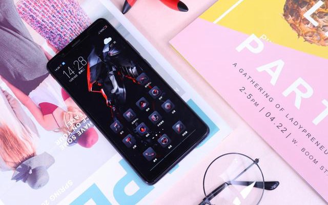 2019有哪些小屏手机 8款6英寸以下小屏全面屏手机推荐_手机知识_手机学院_本站