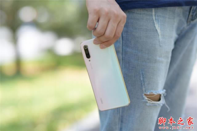 小米CC9美图定制版和小米cc9外观、拍照、配置、续航及上手体验全方位评测_手机评测_手机学院_本站