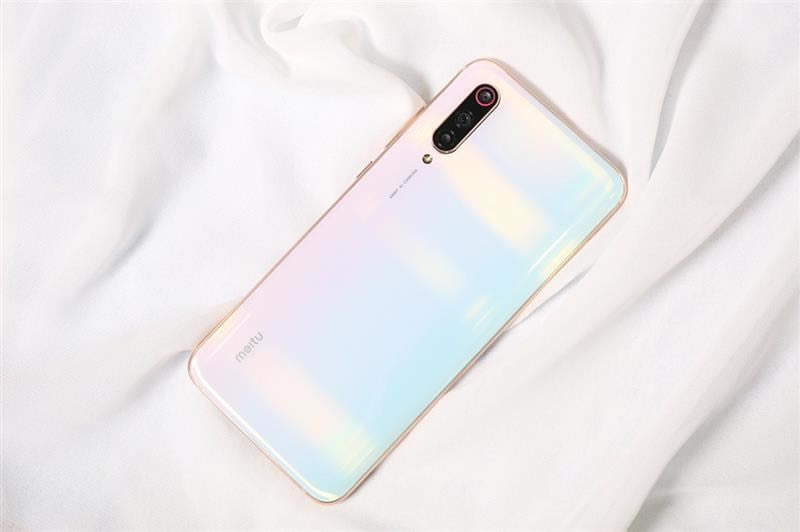 小米CC9美图定制版值得入手吗 小米CC9美图定制版详细评测