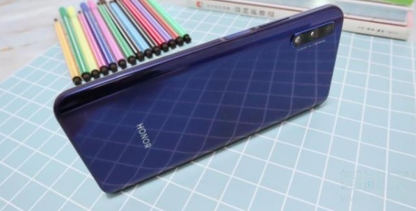 荣耀9x和红米note7pro有什么区别 荣耀9x和红米note7pro区别对比_手机评测_手机学院_本站