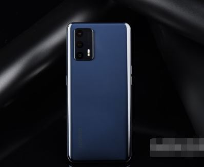 真我GTNeo2T和红米K40哪款好 真我GTNeo2T和红米K40区别对比_手机评测_手机学院_本站