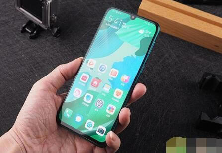 华为nova5Pro和红米k20Pro哪一款比较好 两者性价比差别评测解析_手机评测_手机学院_本站