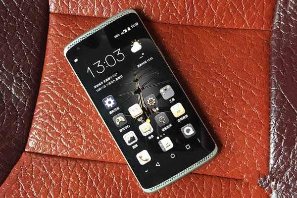 AXONminiô AXON mini